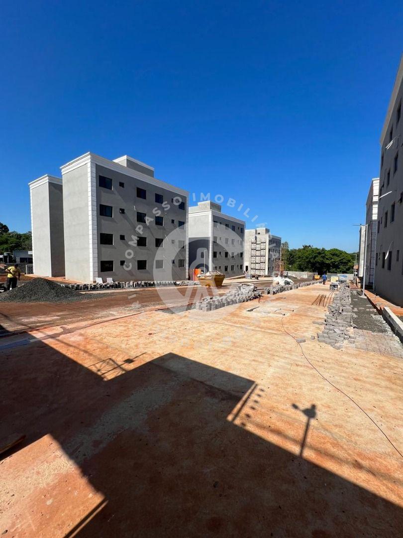 Apartamento com 2 dormitórios à venda, 43 m  por R  256.000,00...