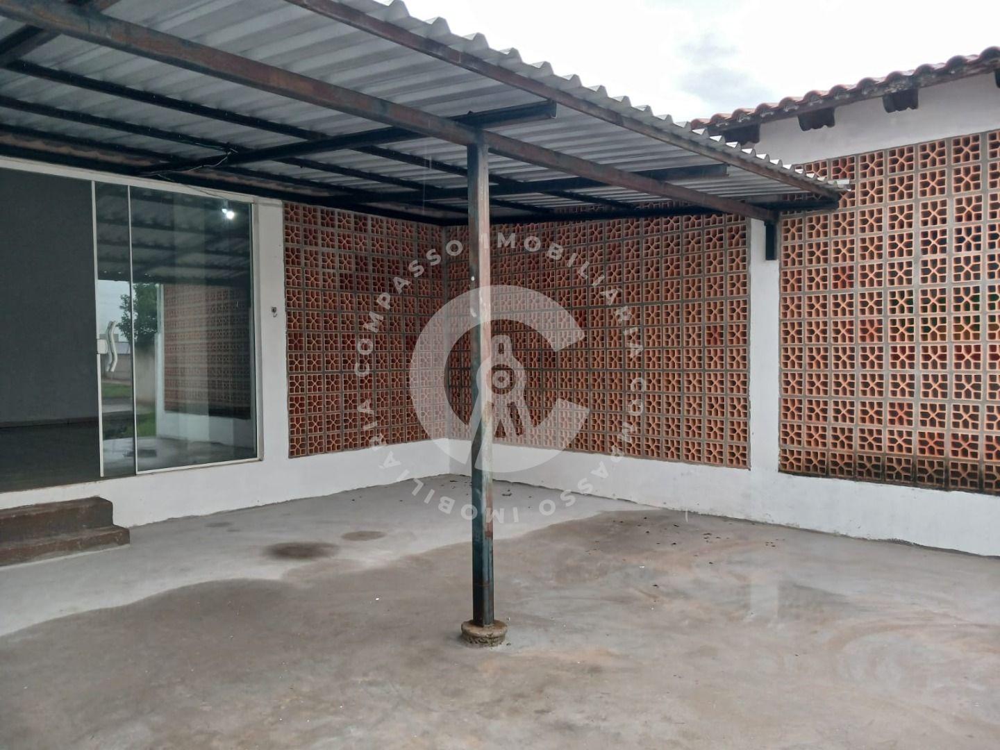 Casa com 3 dormitórios à venda, 157 m  por R  350.000,00 - Lot...