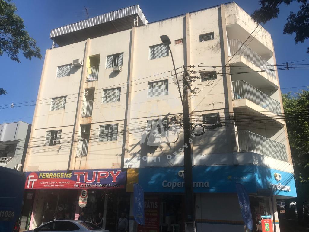 Apartamento com 3 dormitórios à venda, 104 m² por R$ 350.000,0...