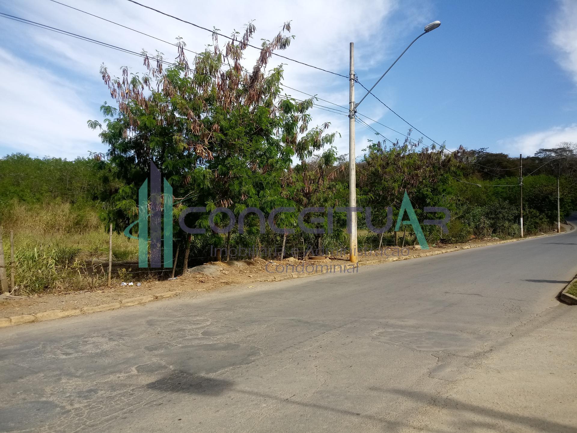 Lote a venda, bairro Serraria, Pains MG