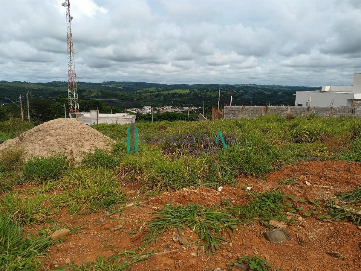 Lote  venda com aproximadamente 300m , BELA VISTA, PAINS - MG.