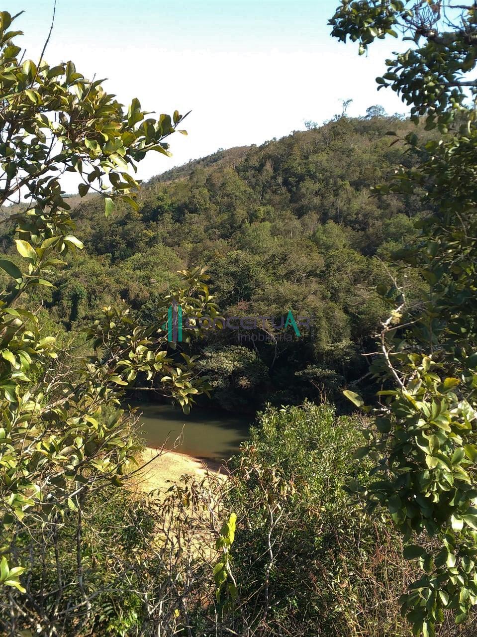 Terreno rural  venda com aproximadamente 56 hectares, SO ROQUE DE MINAS - MG.