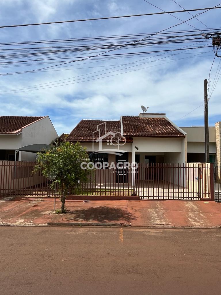 Casa à venda com 138,91m2  em terreno de 272 m2 bem localizada...