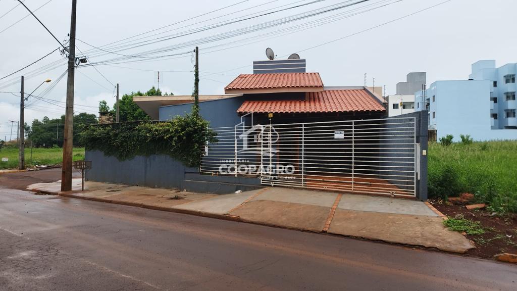 Casa em otima localização, VILA BECKER, TOLEDO - PR