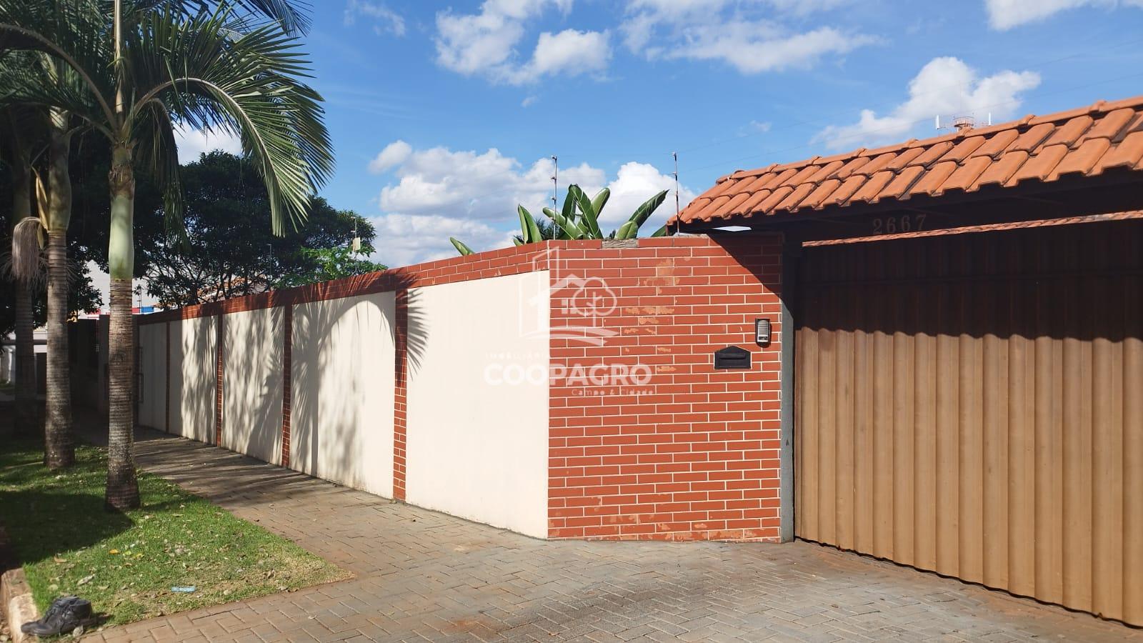 Casa de alto padrão à venda no Jardim La Salle, Toledo - PR