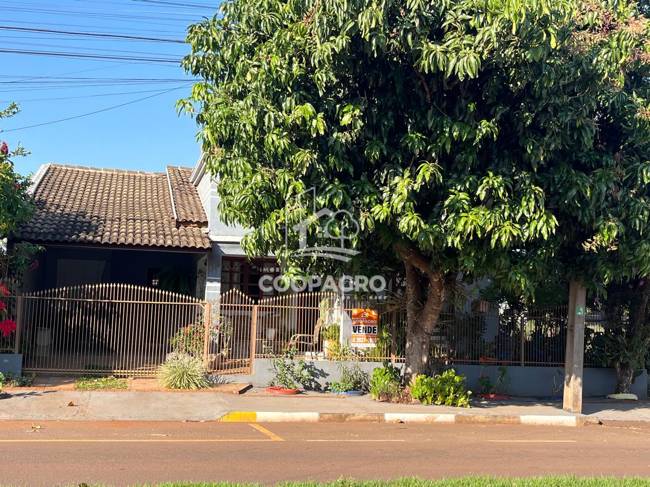 Casa à venda de esquina uma quadra da av cirne lima, JARDIM CO...