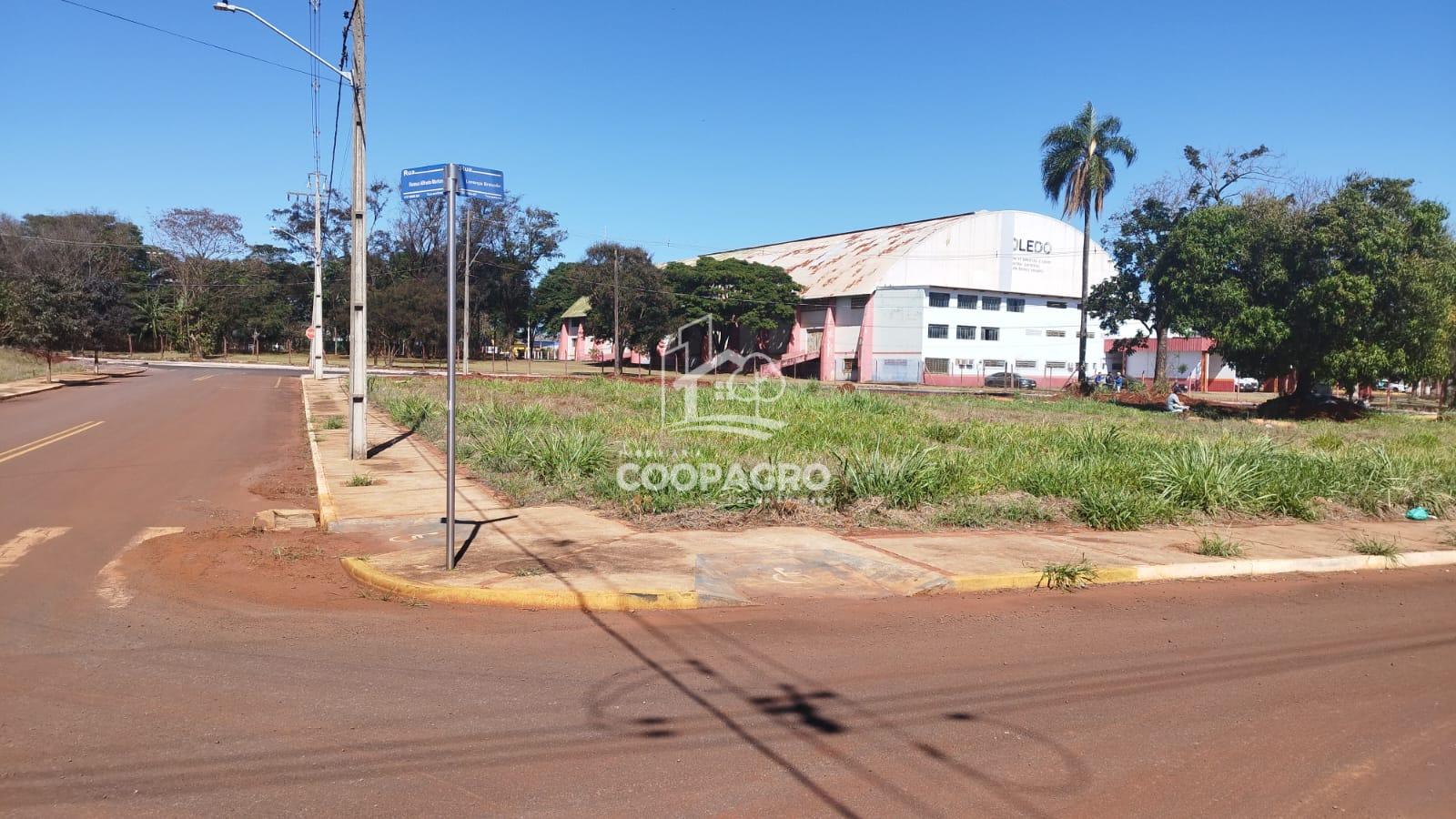 Terreno com 854,62 m  à venda localizado no Tocantins em Toled...