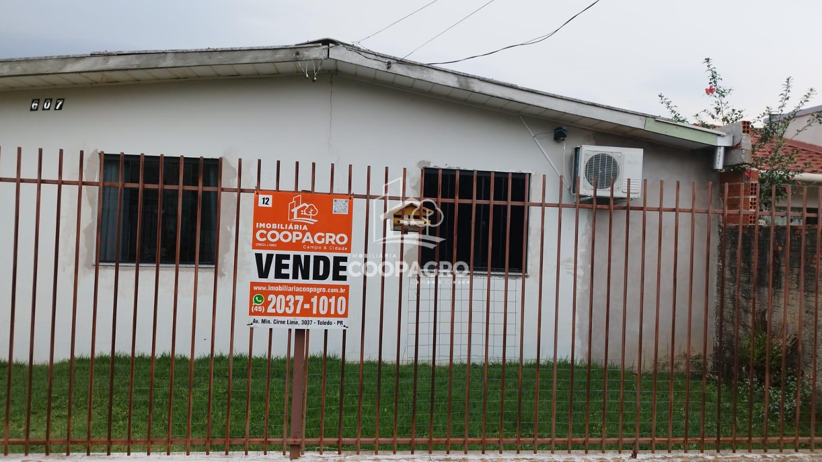 Casa à venda no Loteamento Fachini no Jardim Coopagro em Toled...