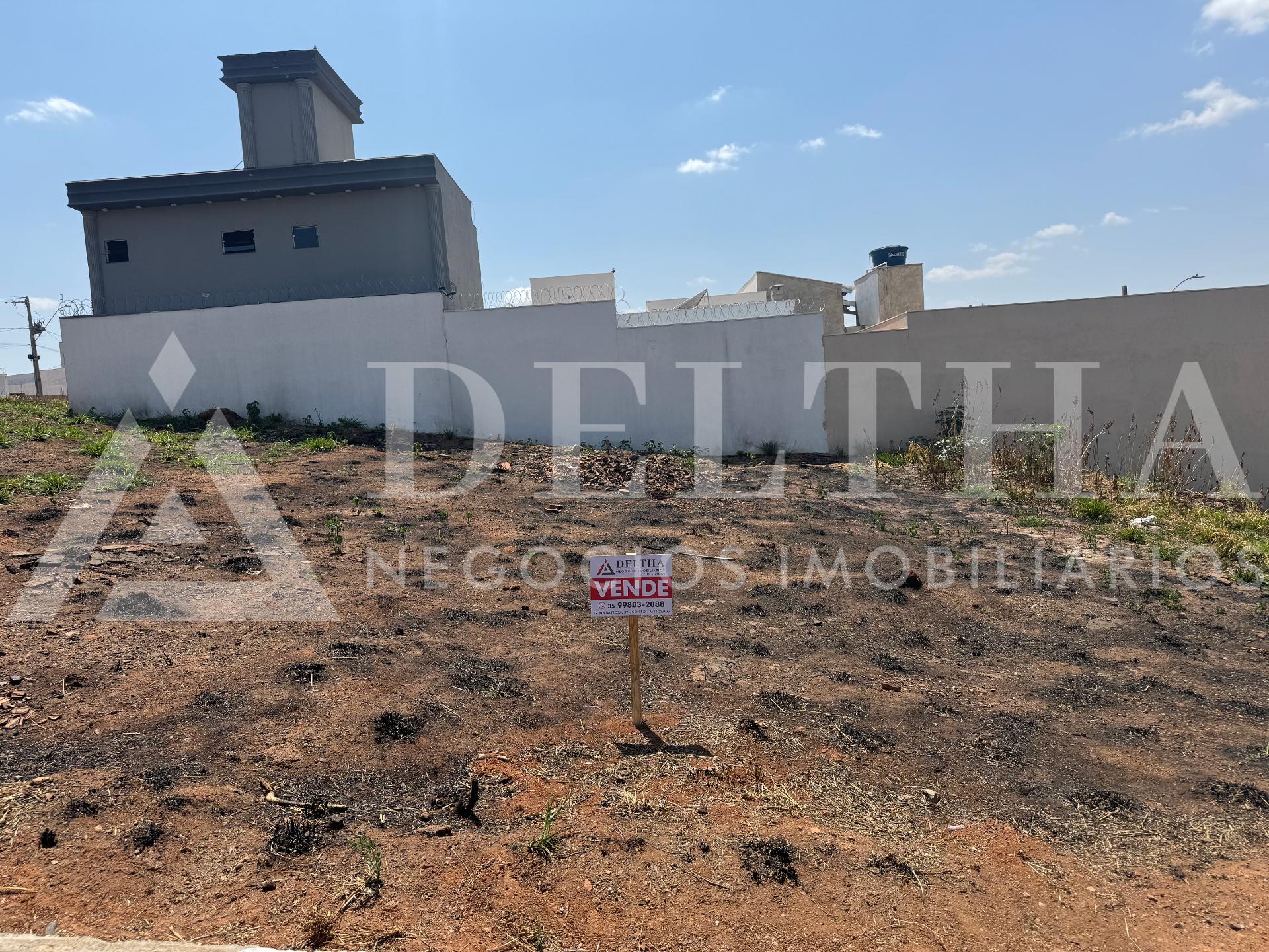 Lote à venda, Aroeiras, PASSOS - MG medindo 204 metros quadrados