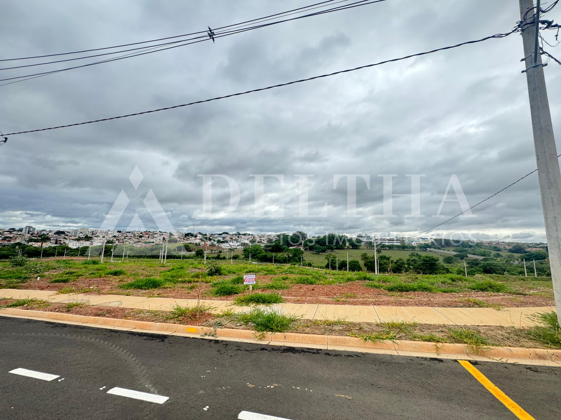 Área de 840 metros quadrados no bairro Jardim dos lagos , de e...