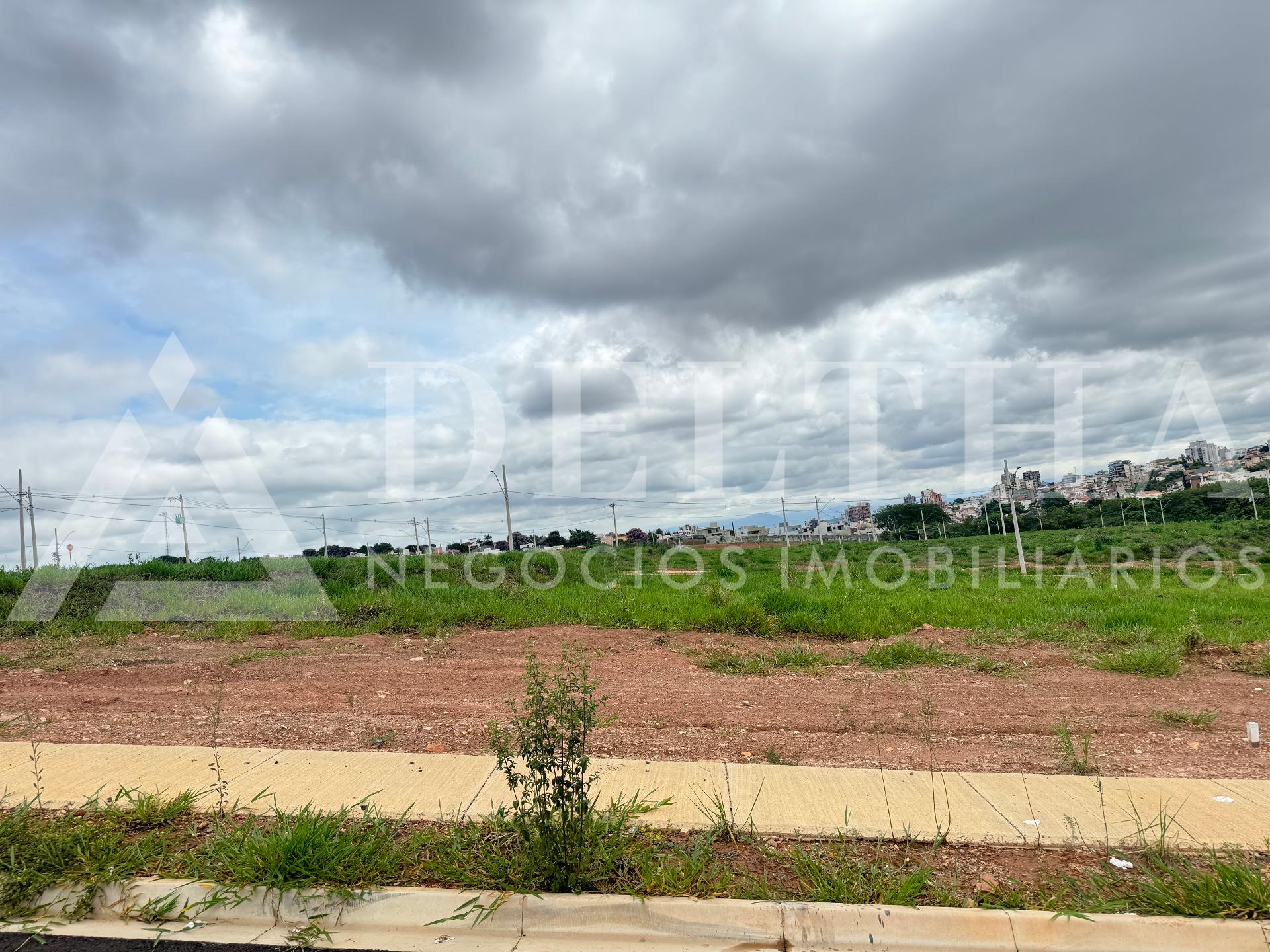 Lote à venda, Jardim dos lagos, PASSOS - MG bem localizado, pa...
