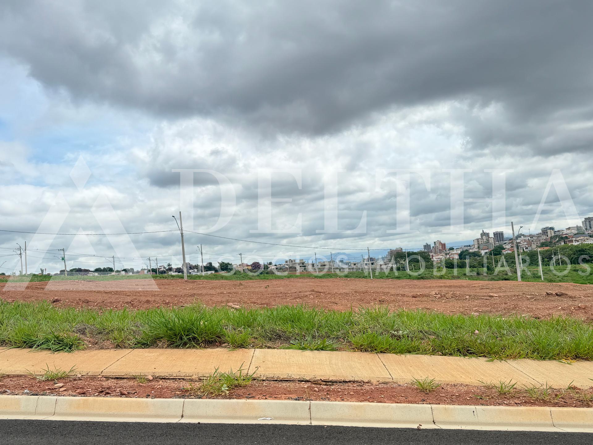 Lote à venda, Jardim dos lagos, PASSOS - MG bem localizado com...