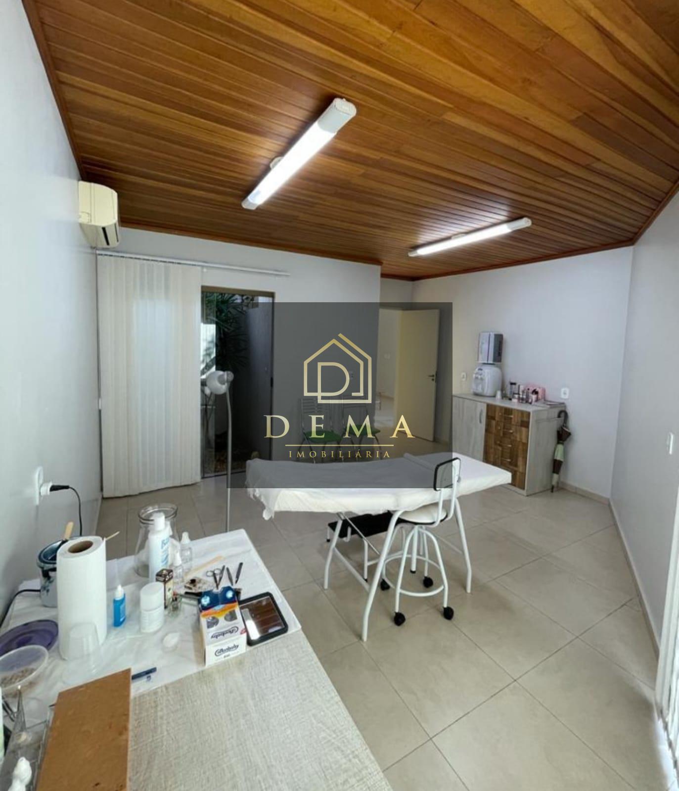 Casa à venda com 2 quartos, 200m² - Foto 26