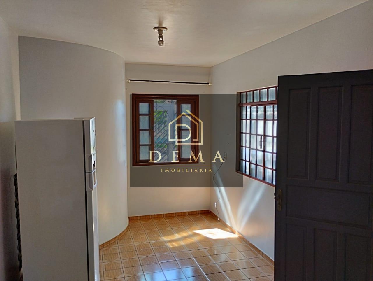 Casa à venda com 2 quartos, 150m² - Foto 11