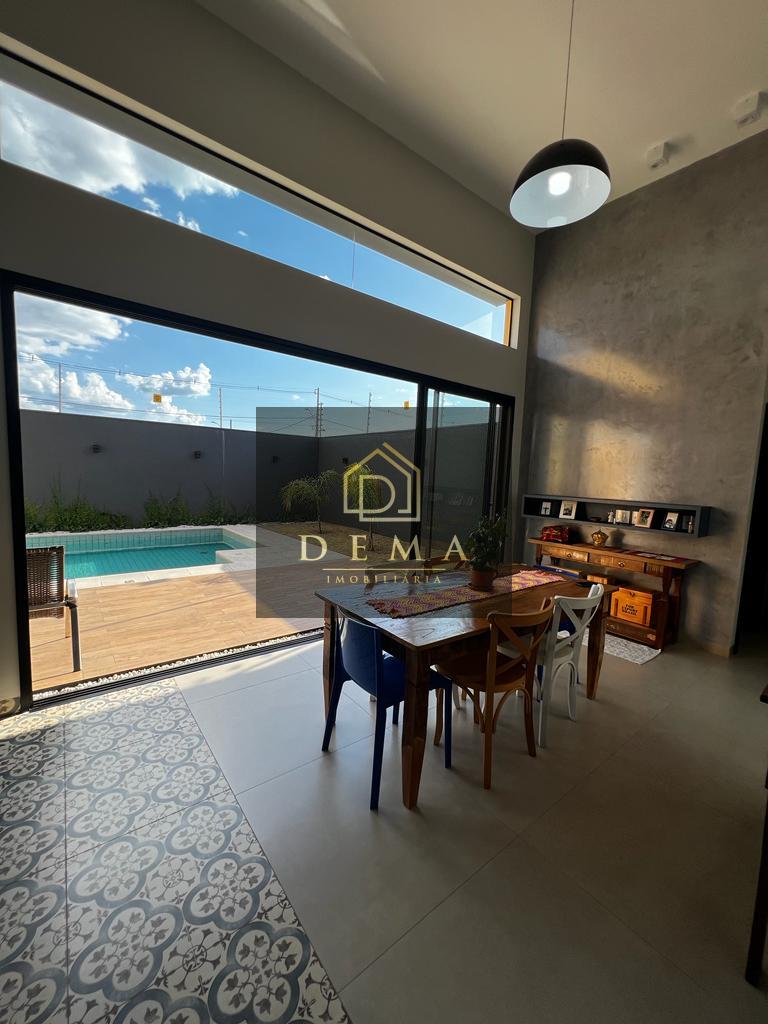 Casa à venda com 2 quartos, 181m² - Foto 7