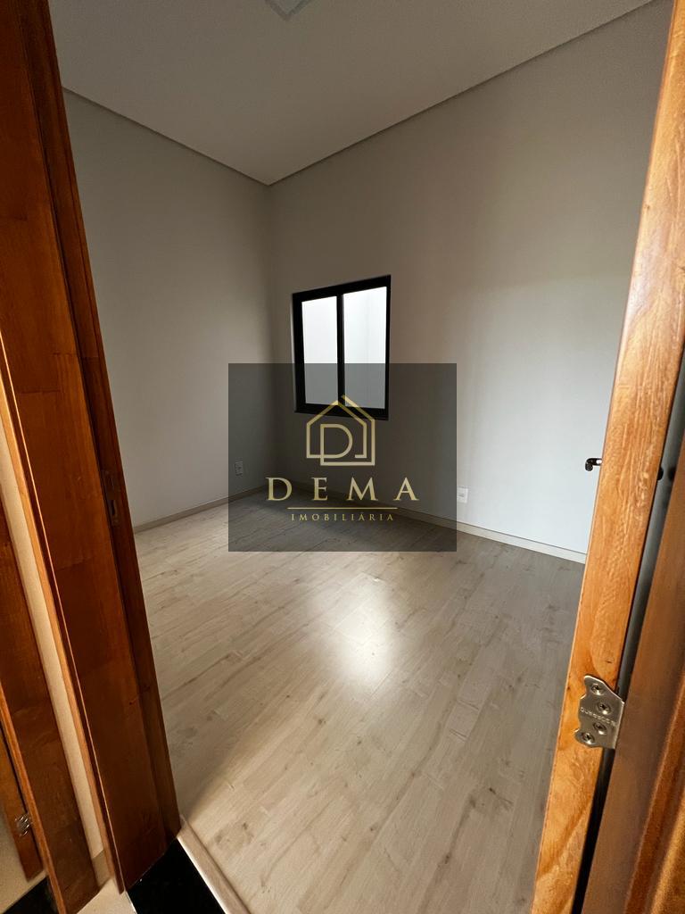 Casa à venda com 1 quarto, 69m² - Foto 4