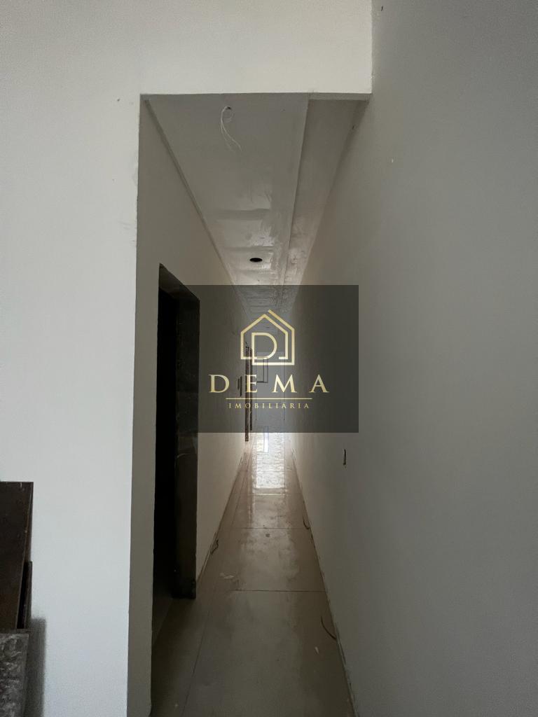 Casa à venda com 2 quartos, 106m² - Foto 4