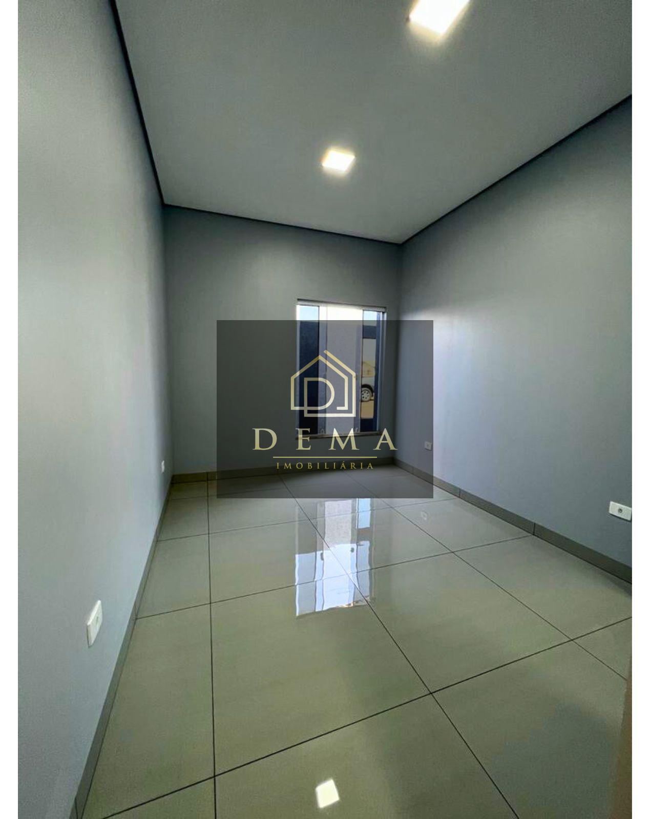 Casa à venda com 2 quartos, 90m² - Foto 2