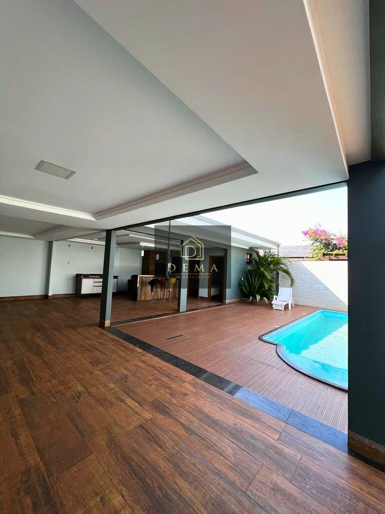 Casa à venda com 2 quartos, 81m² - Foto 5