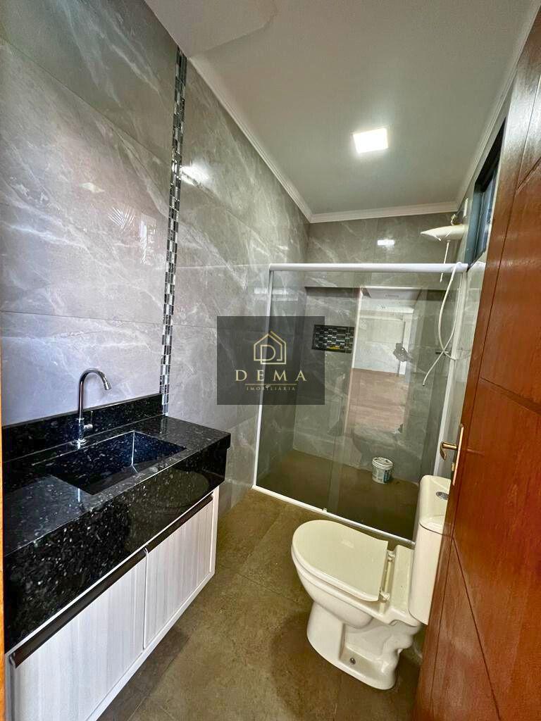 Casa à venda com 2 quartos, 81m² - Foto 6