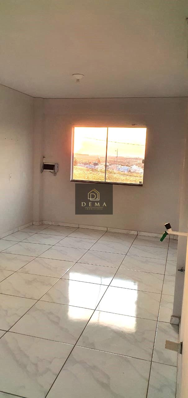 Apartamento à venda com 2 quartos, 60m² - Foto 2