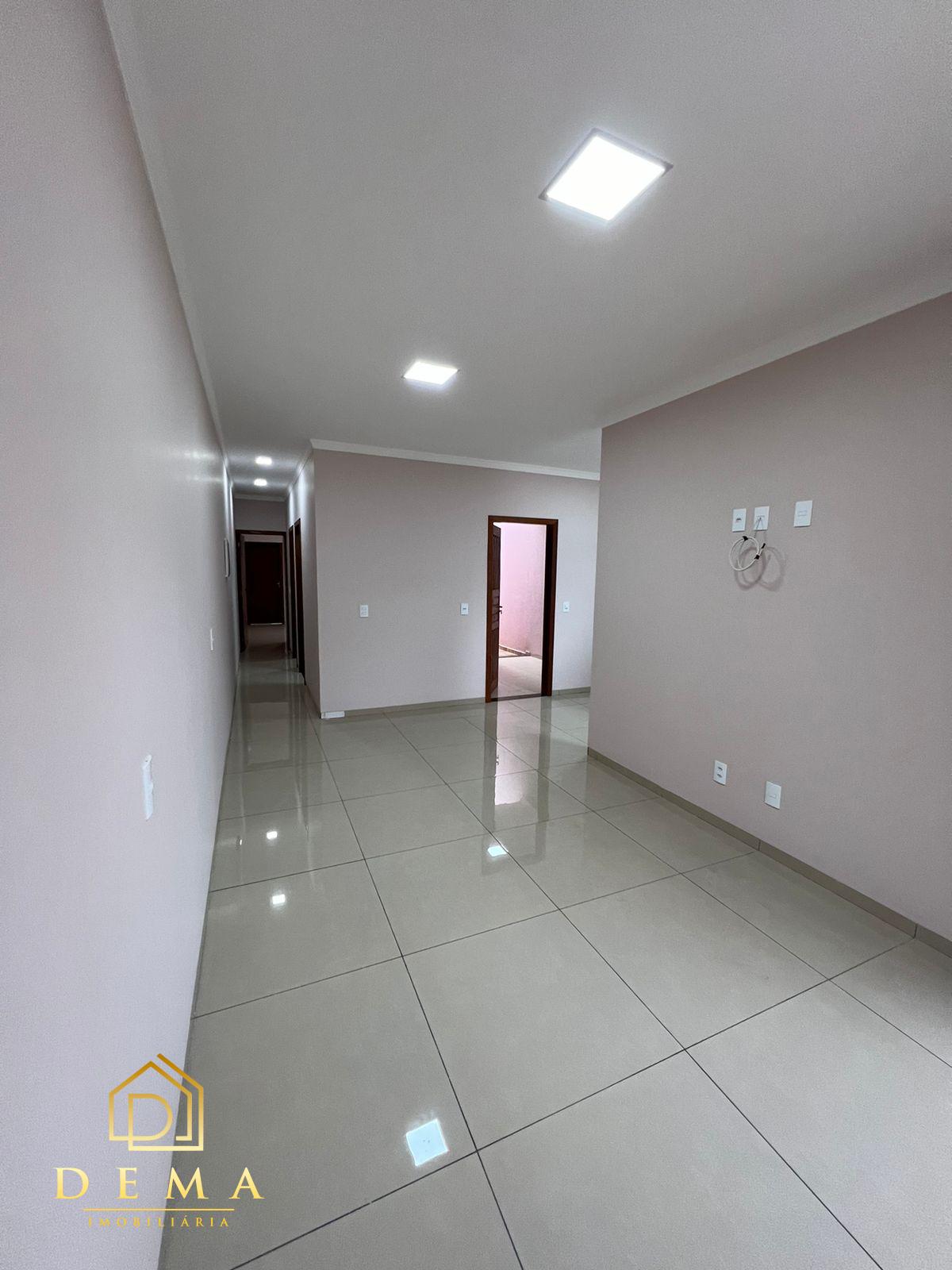 Casa à venda com 1 quarto, 62m² - Foto 2