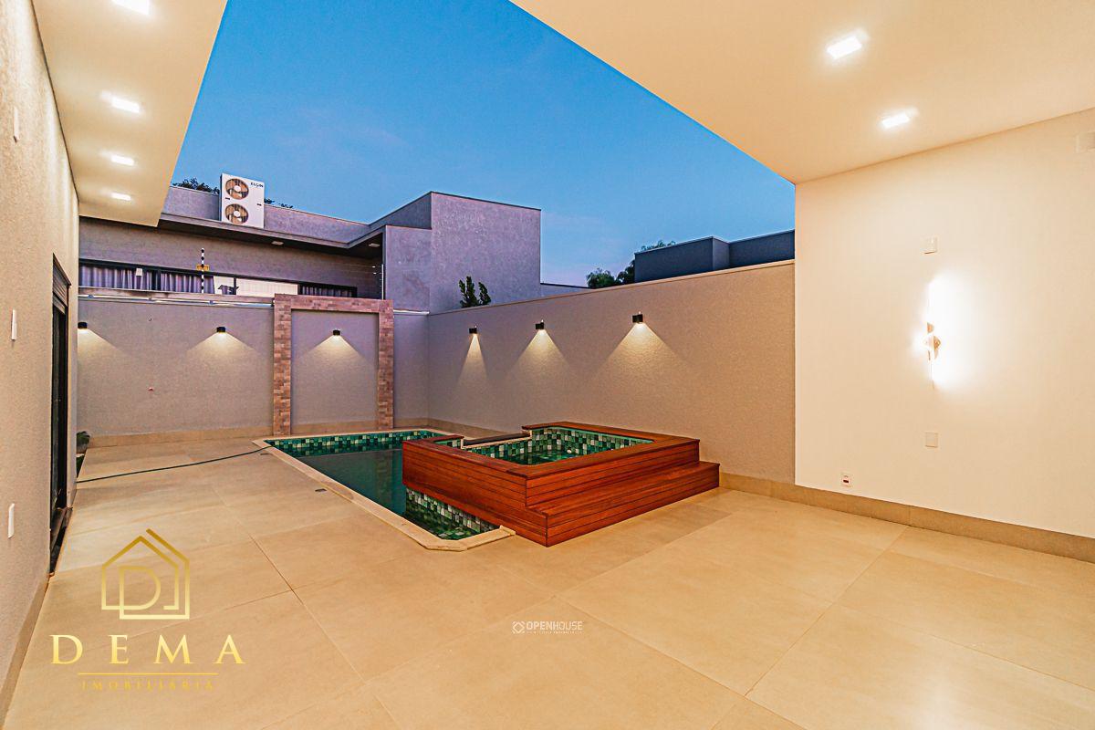 Casa à venda com 3 quartos, 230m² - Foto 15