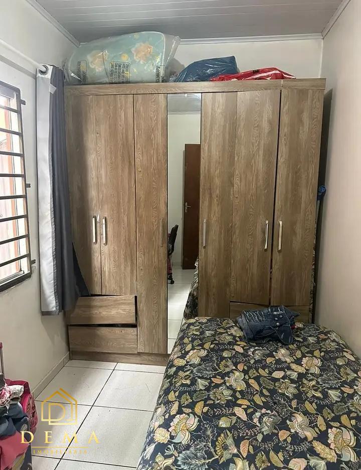 Casa à venda com 2 quartos, 60m² - Foto 7