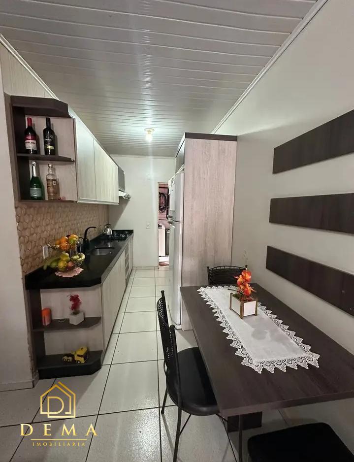 Casa à venda com 2 quartos, 60m² - Foto 10