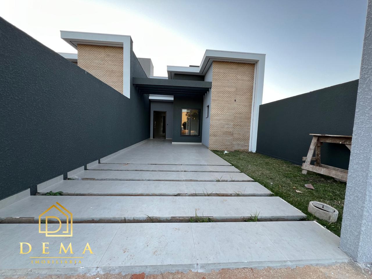 Casa à venda com 2 quartos, 98m² - Foto 1