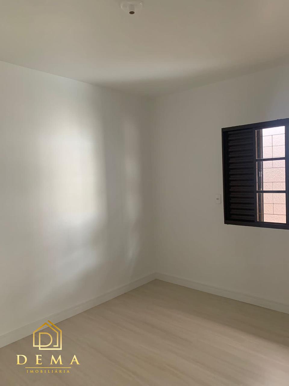 Casa à venda com 3 quartos, 80m² - Foto 6