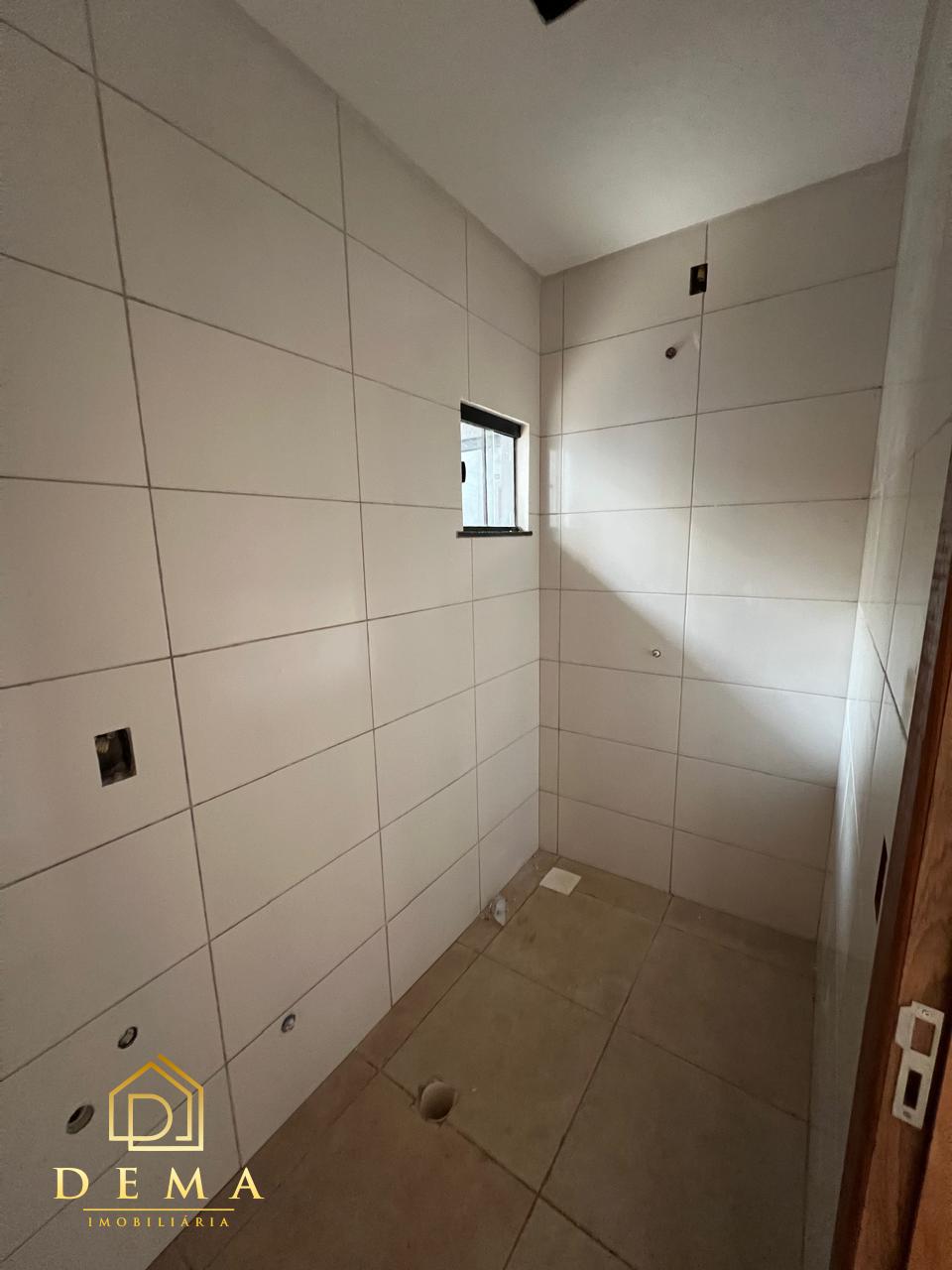 Casa à venda com 2 quartos, 55m² - Foto 5