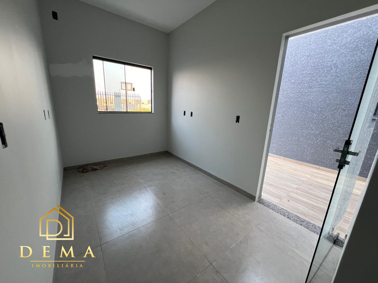 Casa à venda com 2 quartos, 52m² - Foto 12