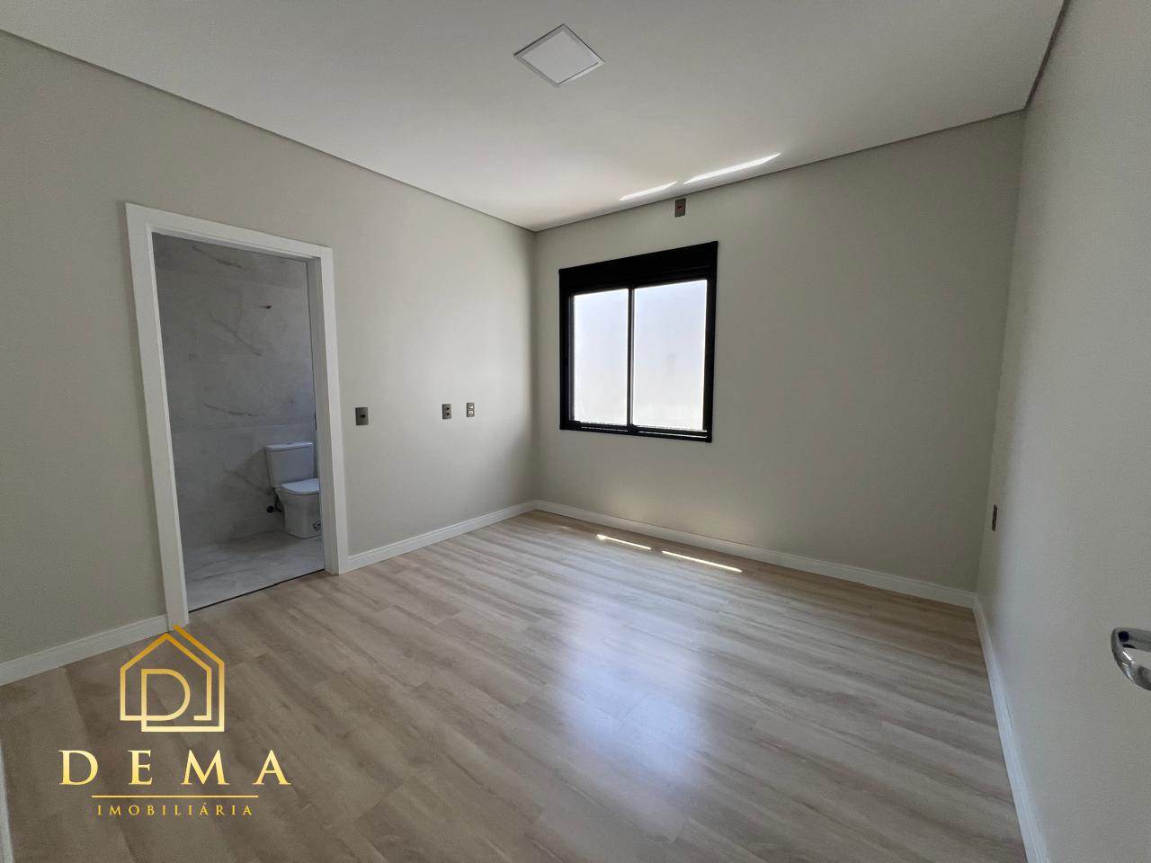 Casa à venda com 3 quartos, 198m² - Foto 15