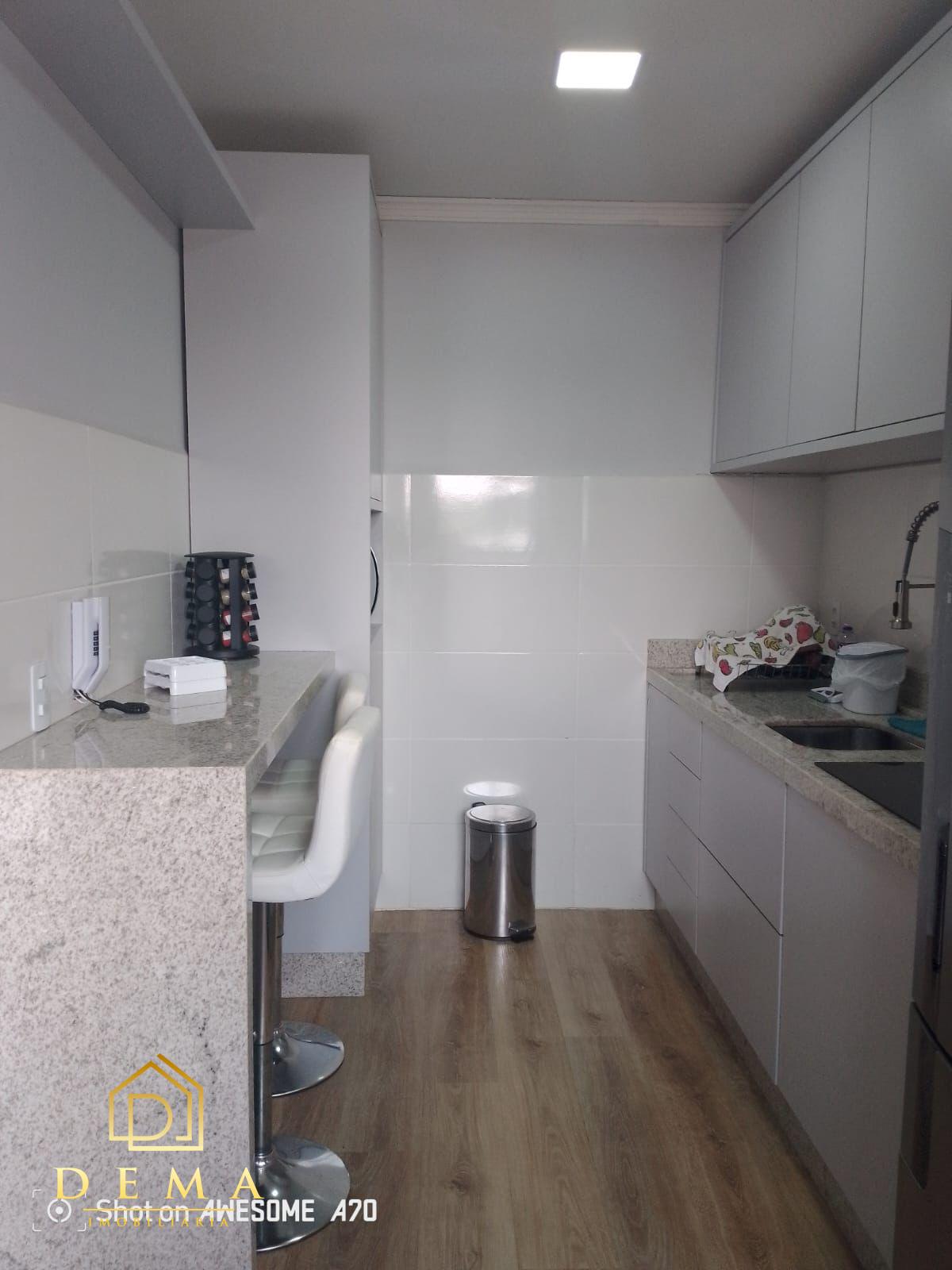 Apartamento à venda com 2 quartos, 68m² - Foto 7