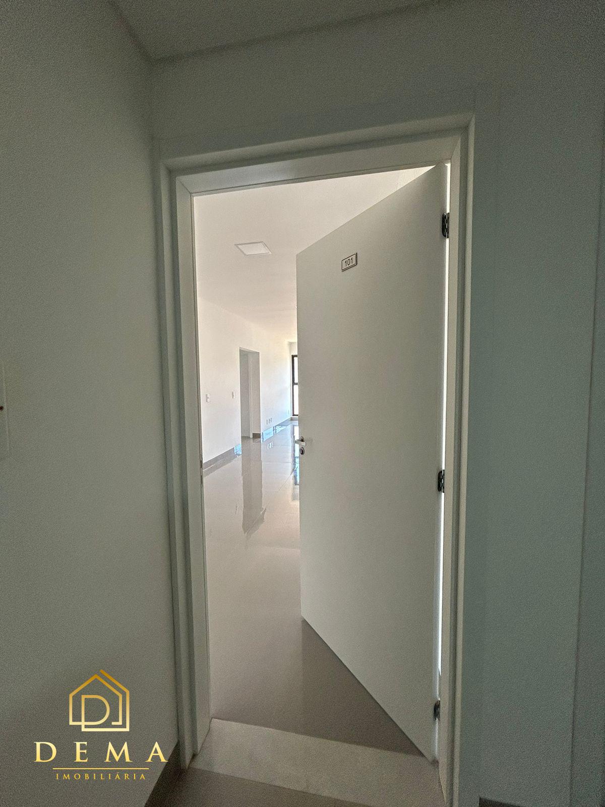 Apartamento à venda com 2 quartos, 64m² - Foto 2