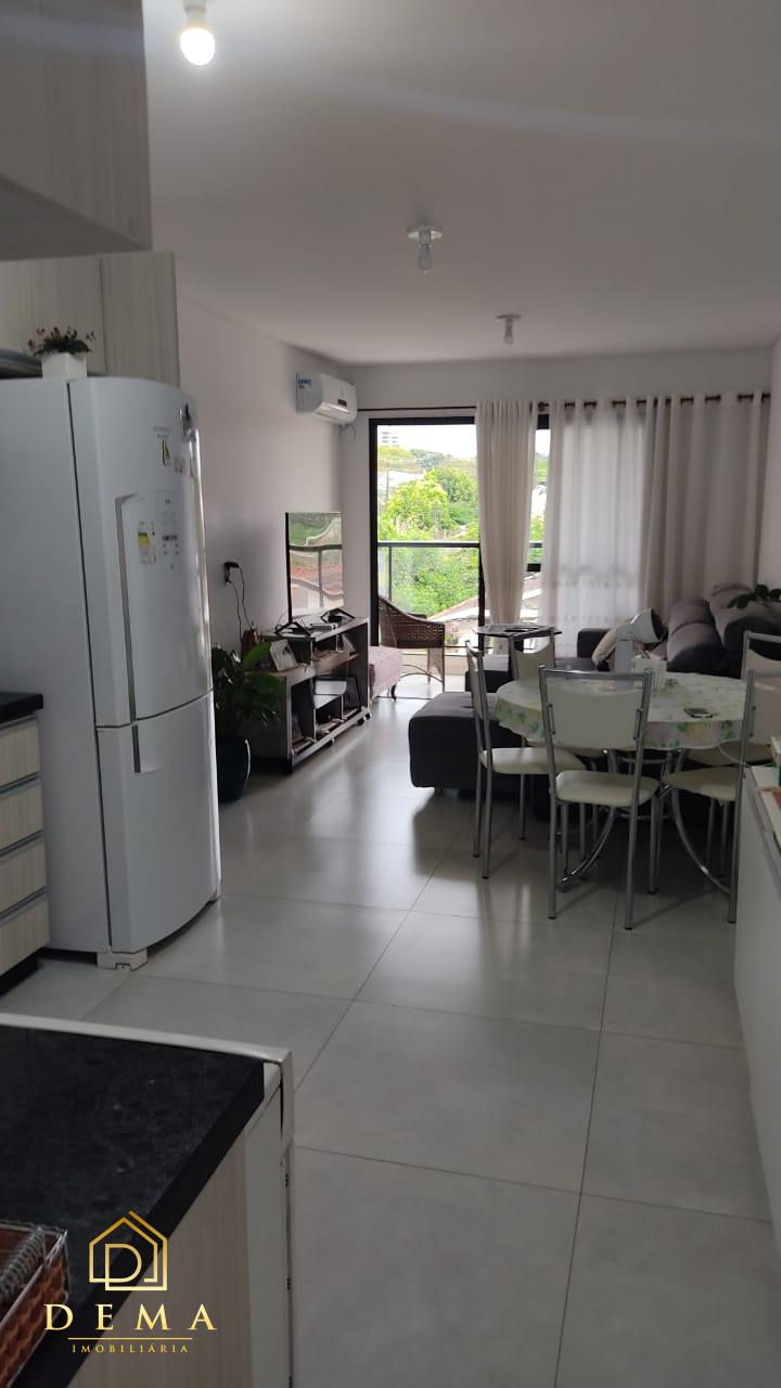 Apartamento à venda com 1 quarto, 70m² - Foto 3