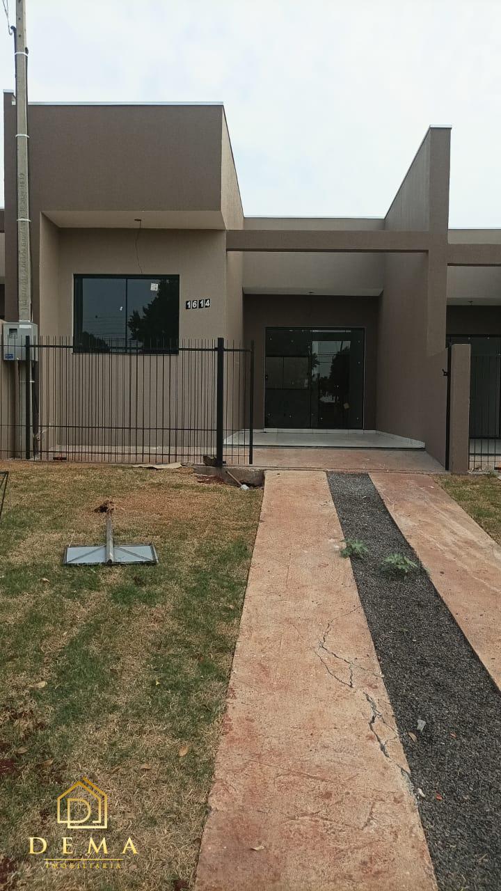 Casa à venda com 2 quartos, 50m² - Foto 1