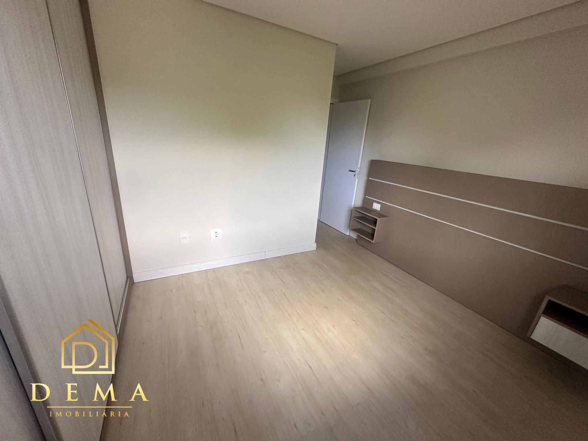 Apartamento para alugar com 2 quartos, 108m² - Foto 6