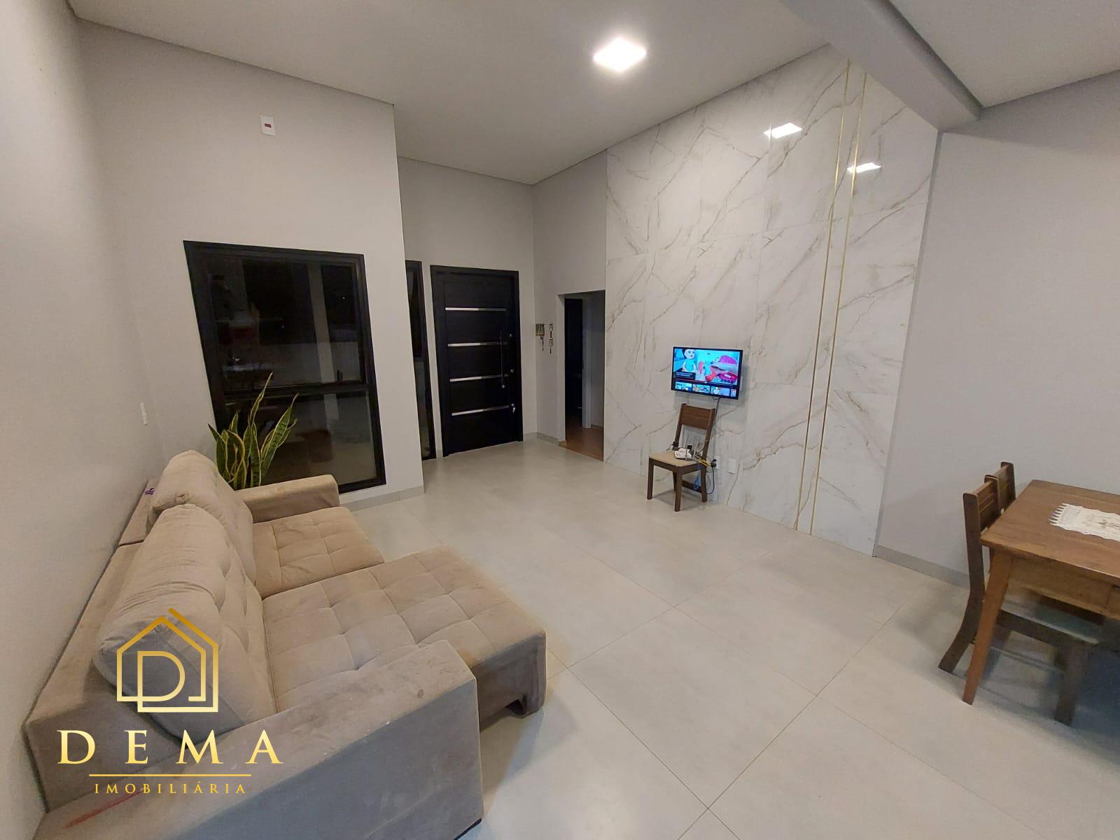 Casa à venda com 2 quartos, 110m² - Foto 4