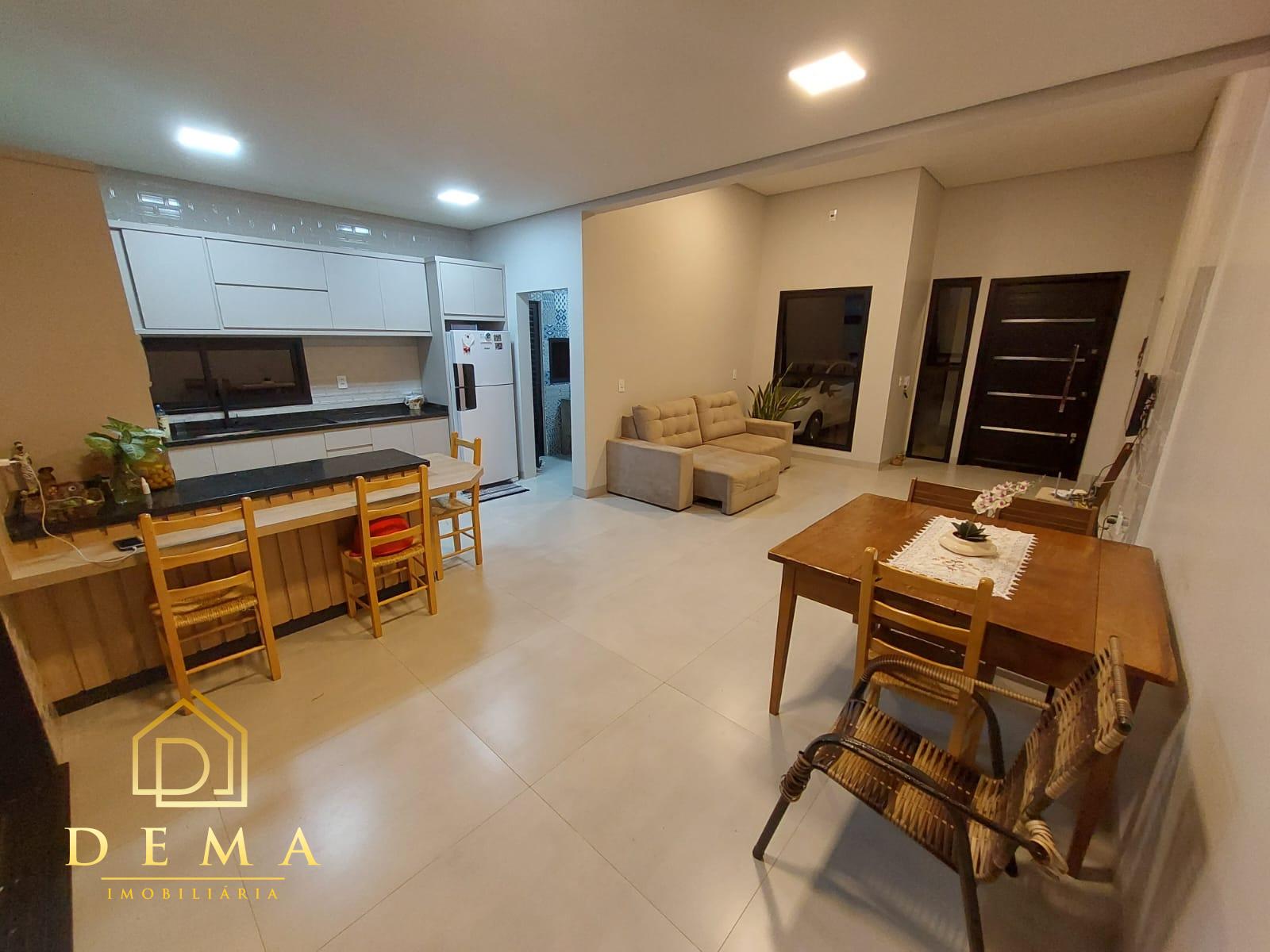 Casa à venda com 2 quartos, 110m² - Foto 5