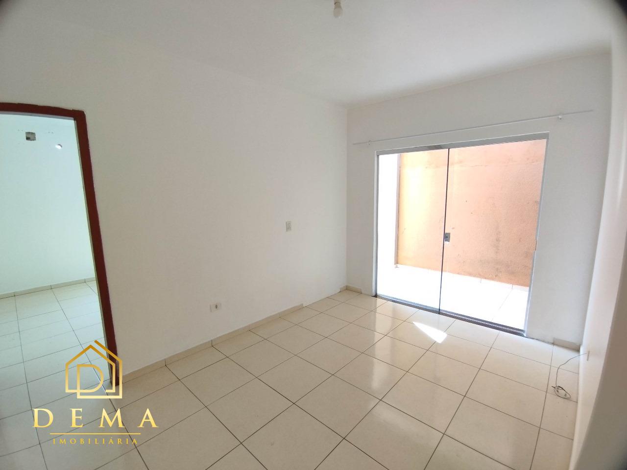 Casa à venda com 3 quartos, 61m² - Foto 5