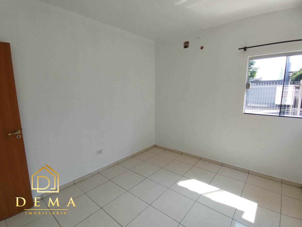 Casa à venda com 3 quartos, 61m² - Foto 12