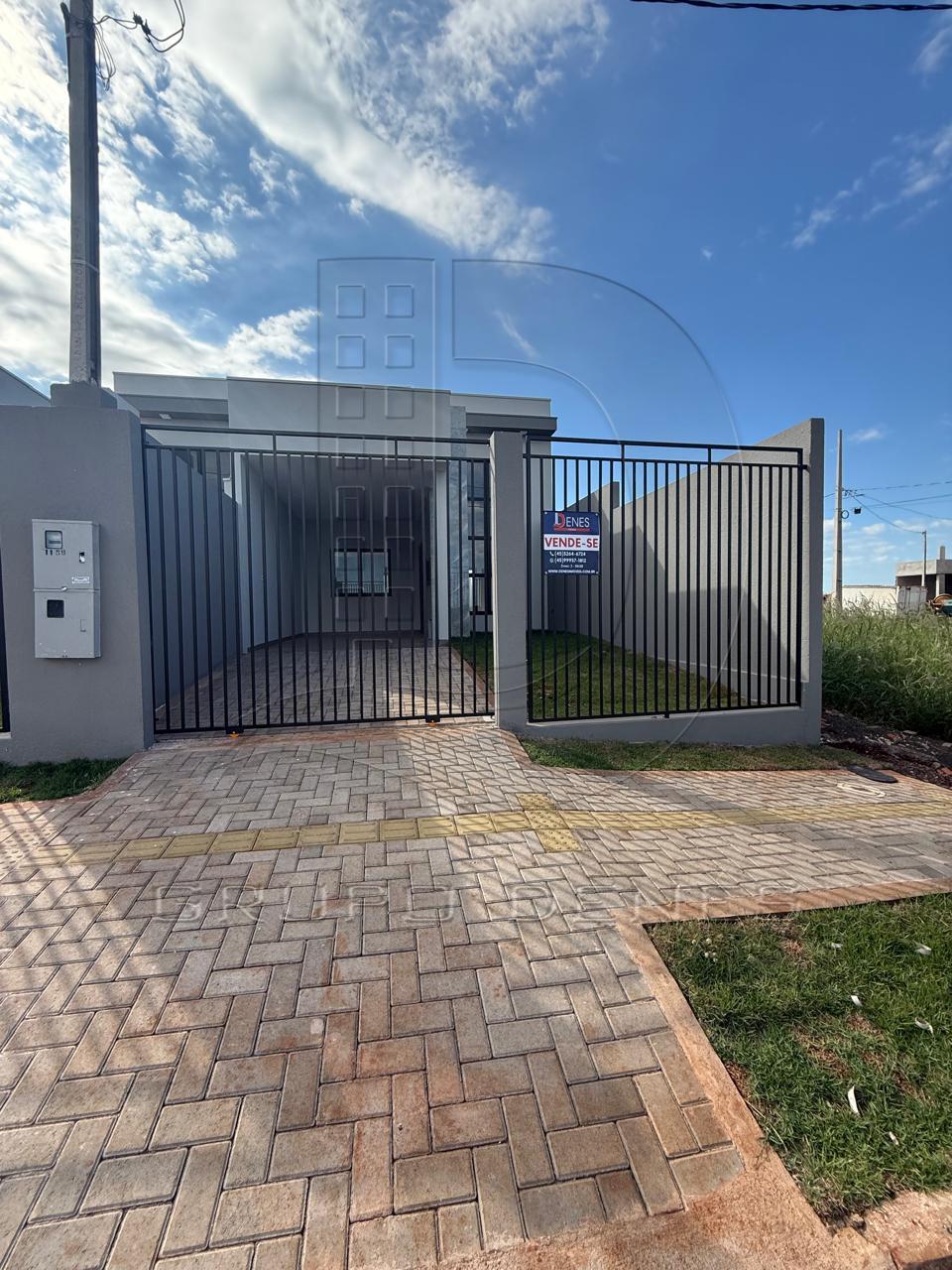 Casa com 2 dormitórios à venda, MEDIANEIRA - PR