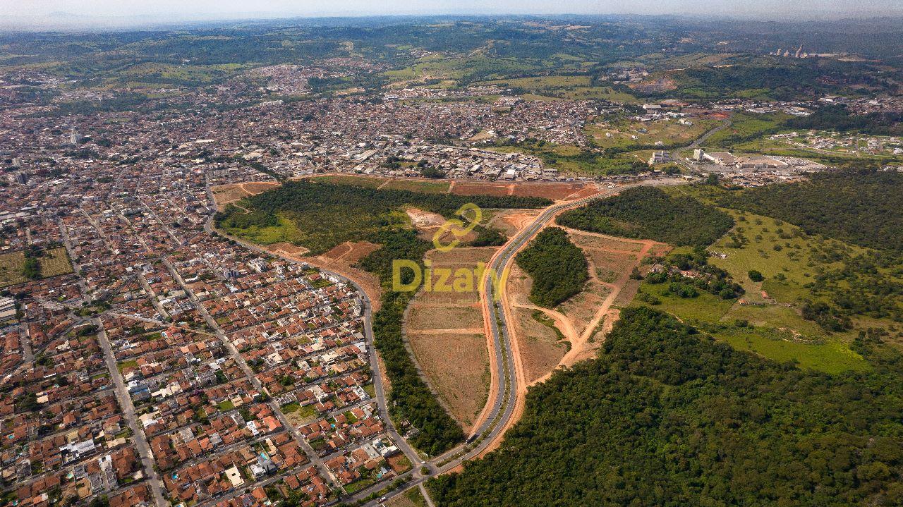 Terreno à venda, 600m² - Foto 1