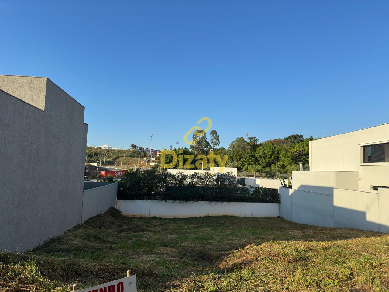 Terreno à venda, 558m² - Foto 1