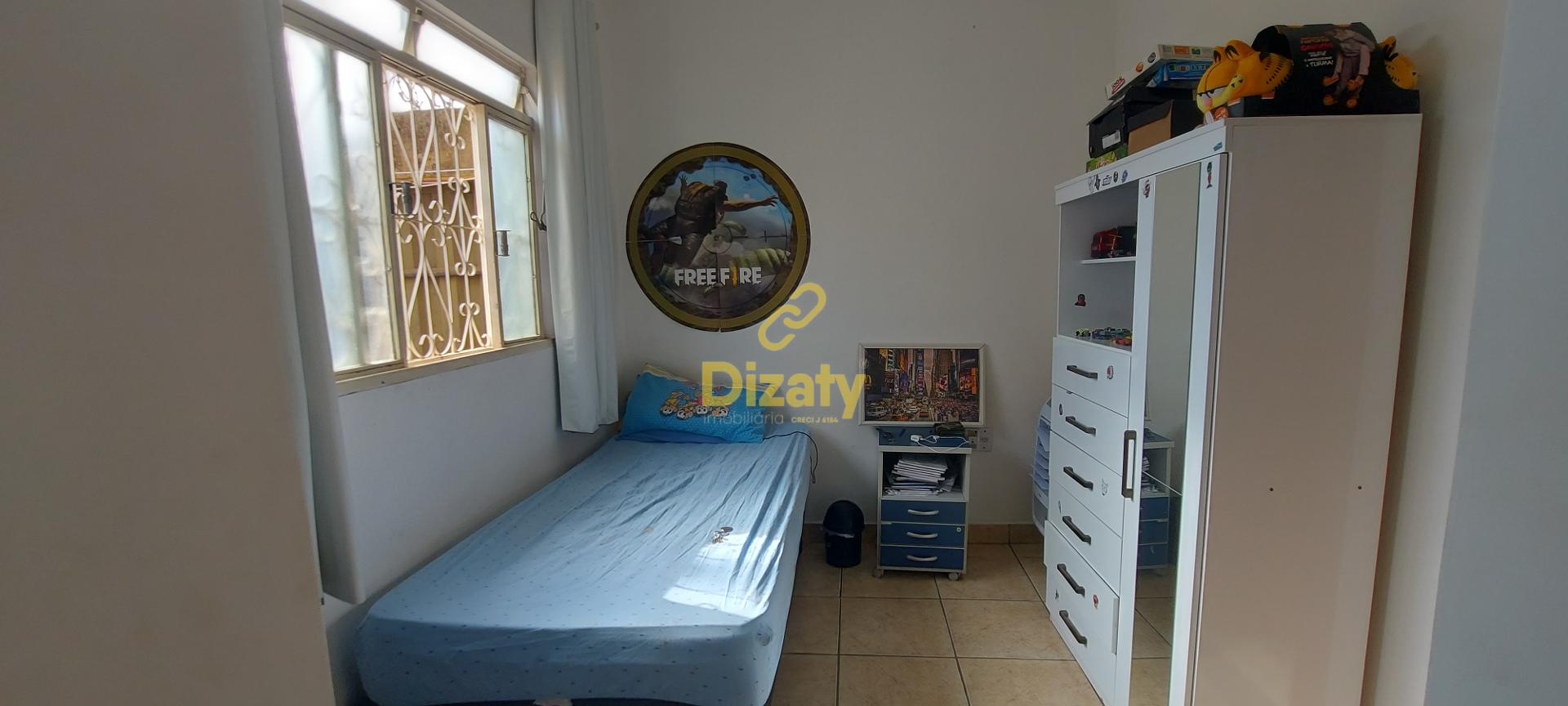 Casa à venda com 4 quartos, 300m² - Foto 16