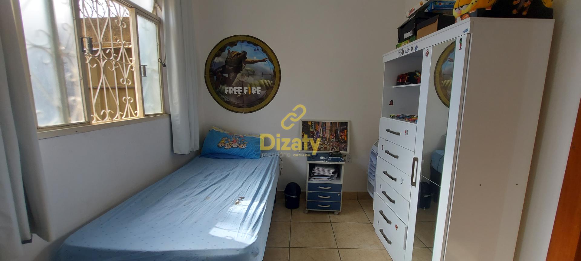 Casa à venda com 4 quartos, 300m² - Foto 17