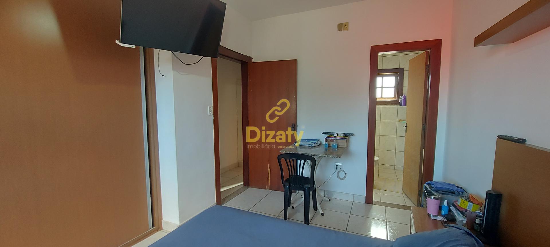 Casa à venda com 4 quartos, 300m² - Foto 25