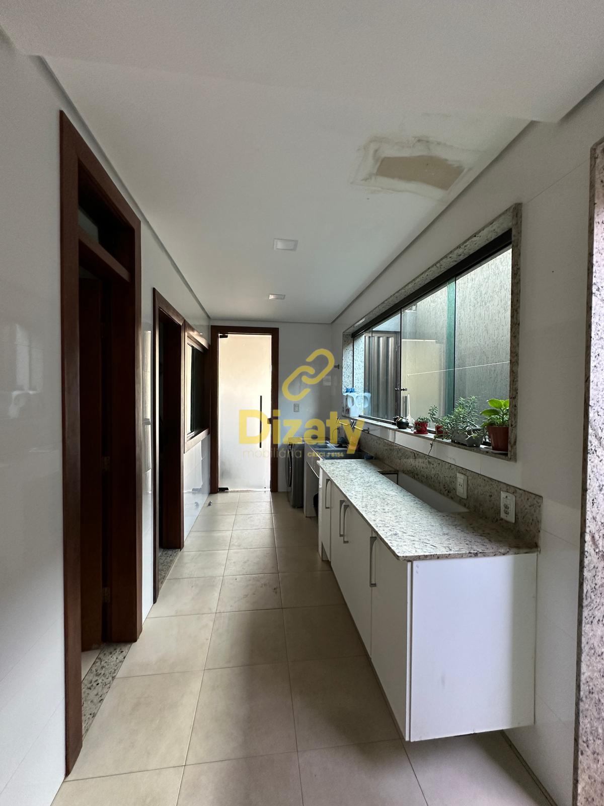 Casa à venda com 4 quartos, 550m² - Foto 42